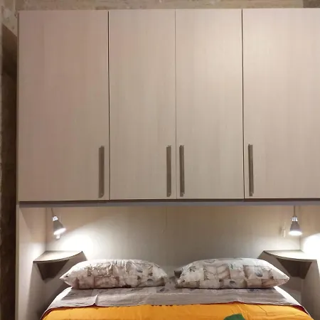 I Marchesi Del Grillo - Vicinanze Stazione, Campus, Policlinico 3*