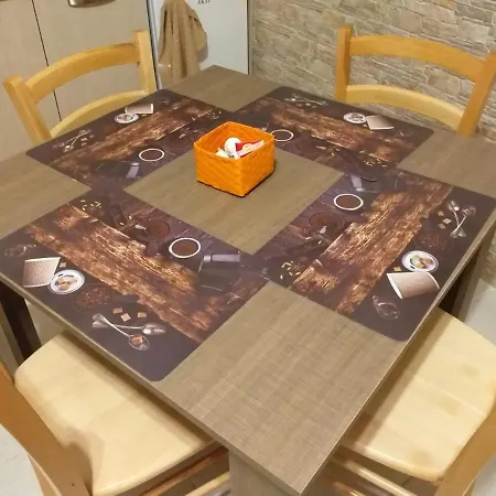 I Marchesi Del Grillo - Vicinanze Stazione, Campus, Policlinico 3* Bari