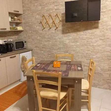 Bed & Breakfast I Marchesi Del Grillo - Vicinanze Stazione, Campus, Policlinico